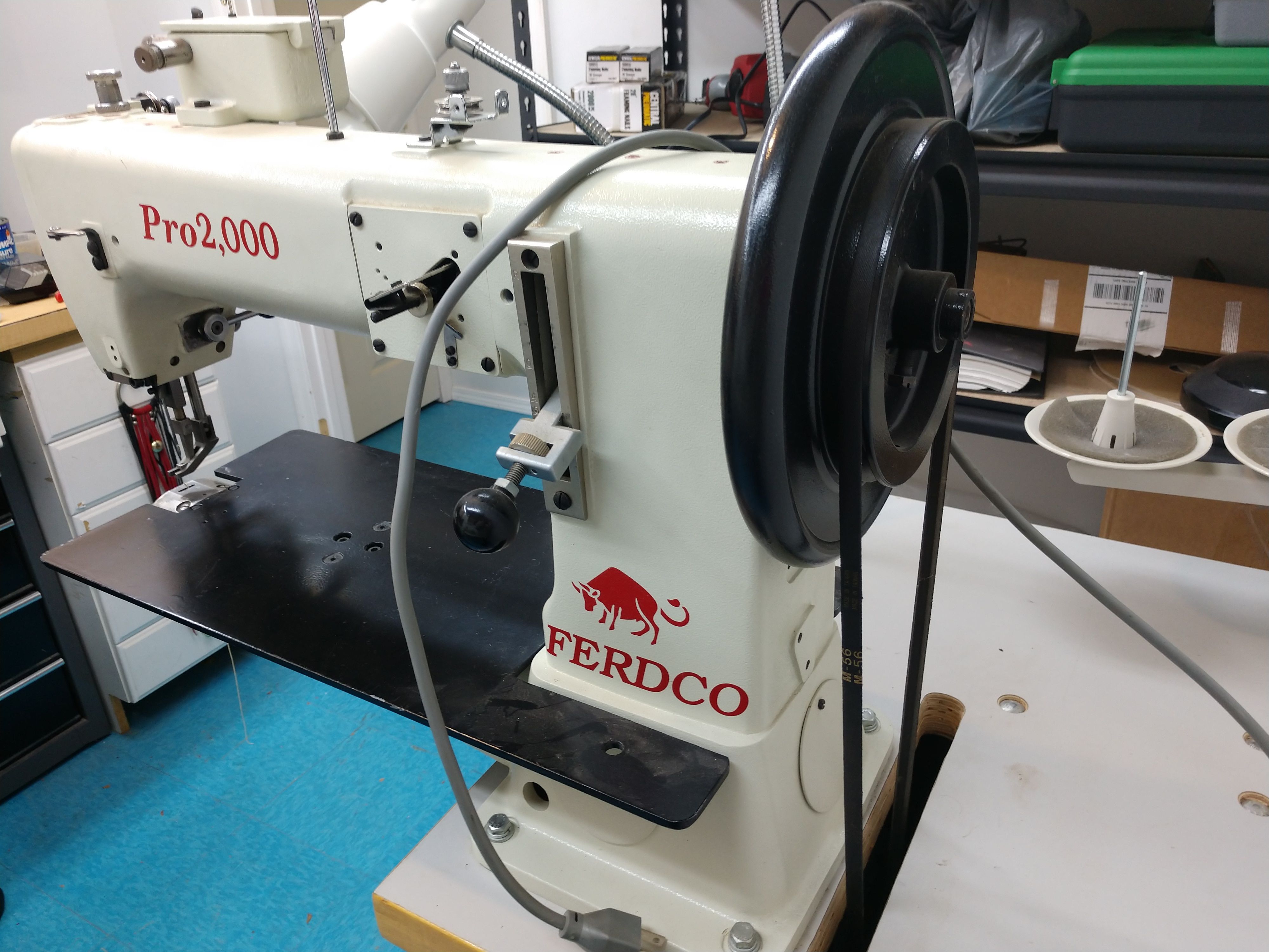 Ferdco Pro 2000 Sewing Machine for Sale in Mohawk, TN OfferUp