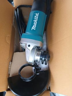 Makita Grinder 4 1/2"