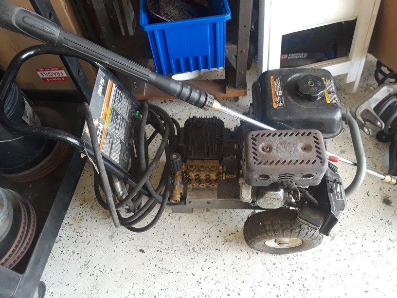 Mi-T-M  3000 PSI Pressure Washer