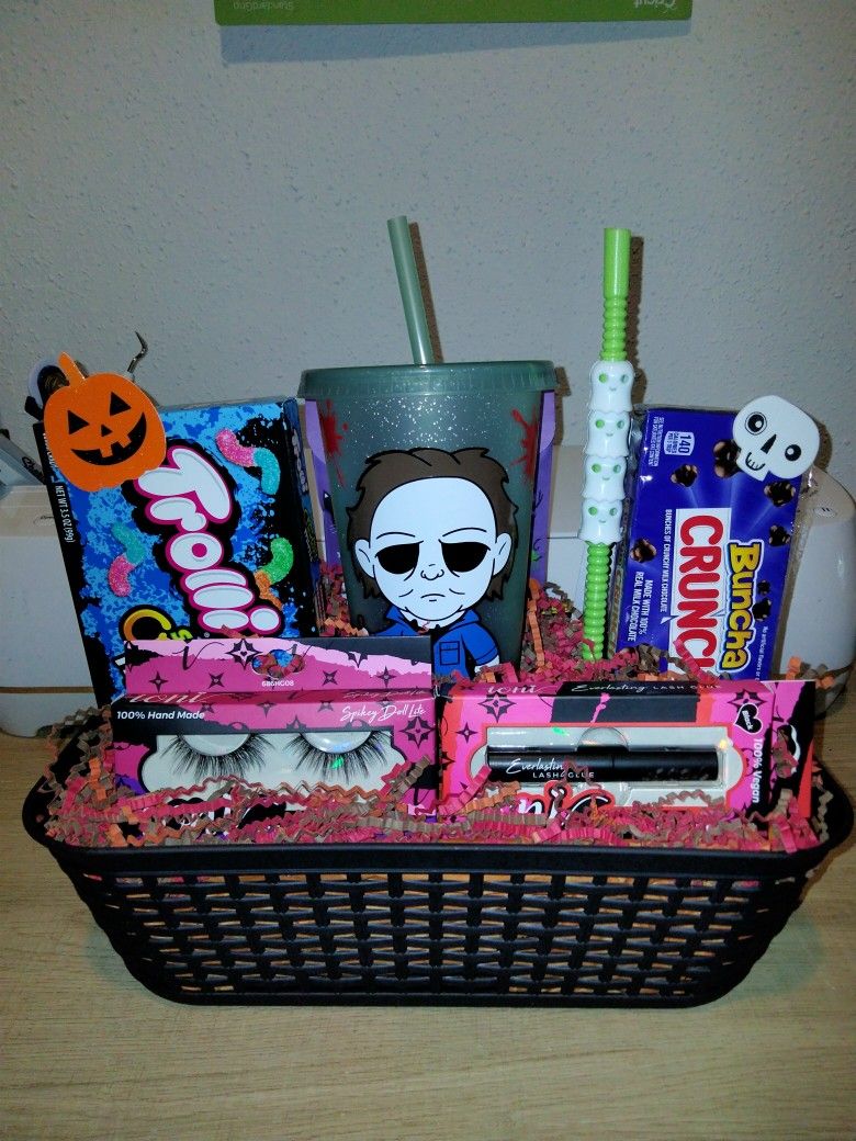 Halloween Gift Basket 🎃👻