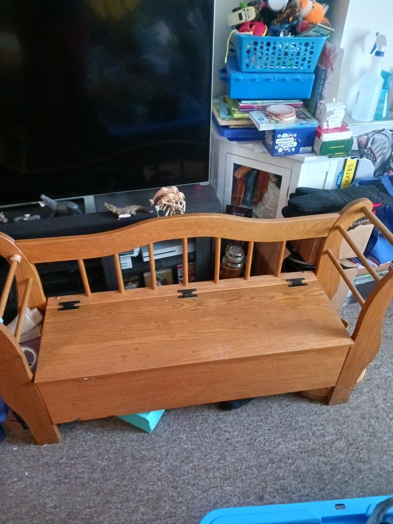 Solid Oak Entryway Bench