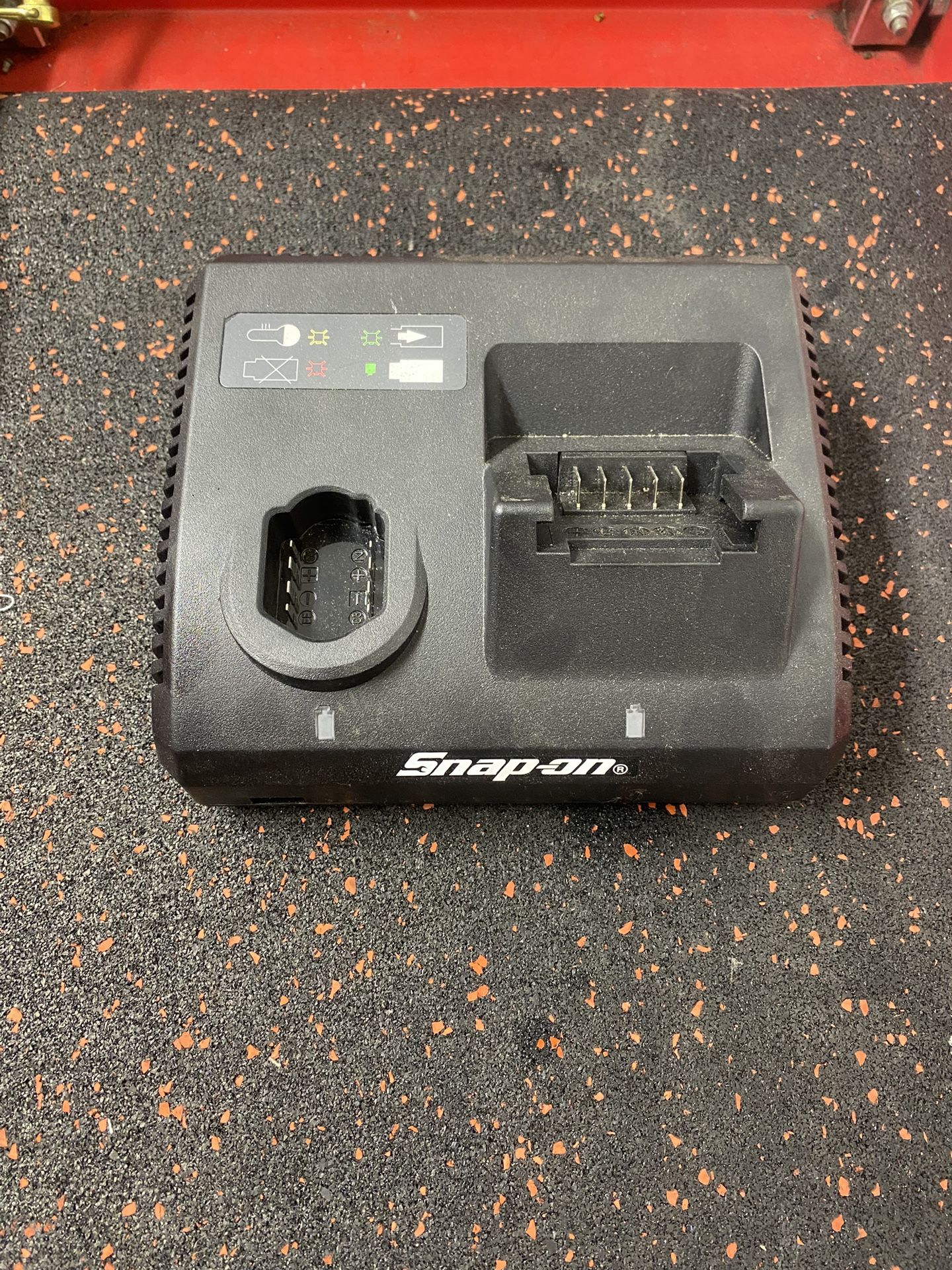 Snap On Battery Charger 