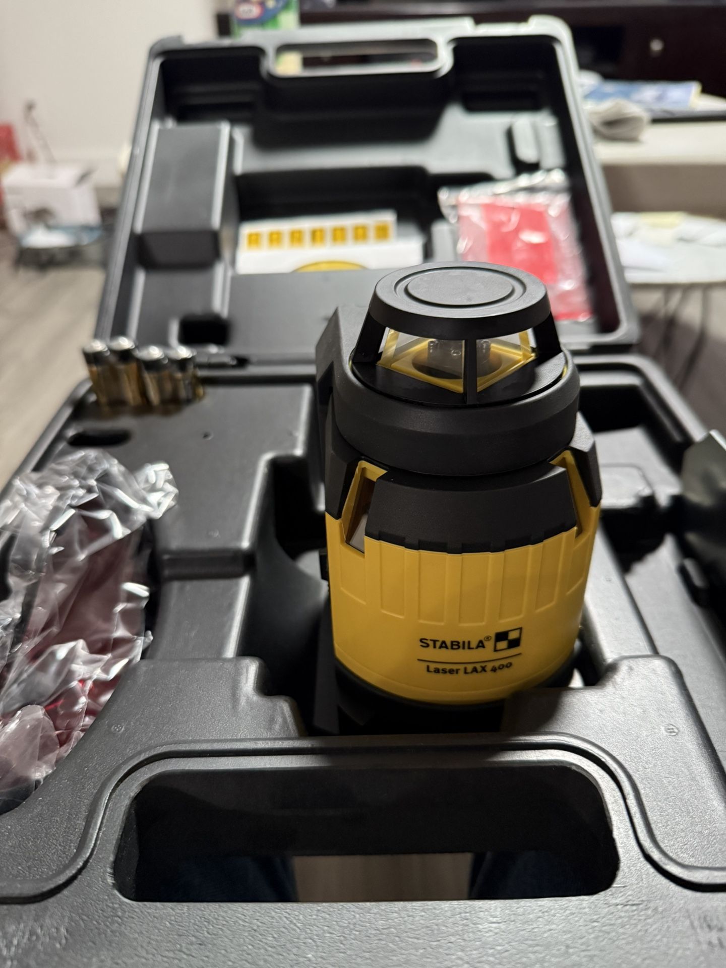 New Stabila Laser LAX 400
