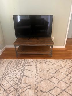 Tv stand/coffee table