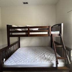 Literas Disponibles /// Camarotes /// Bunk Bed in Stock