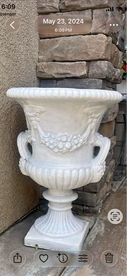 2 large white cement planter pot. Vintage style