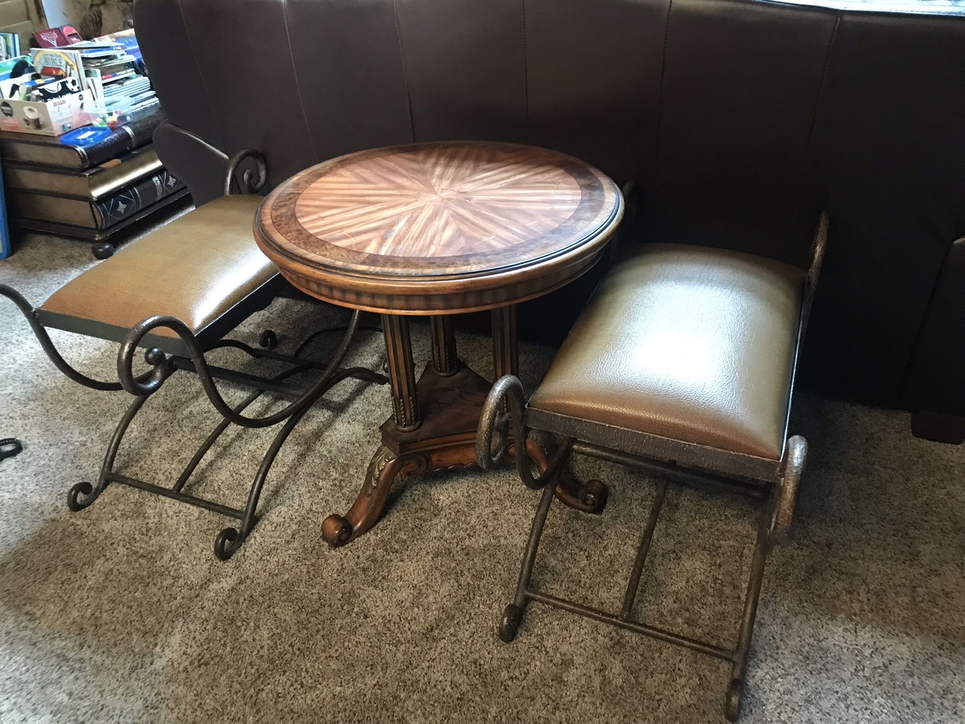 Game Table & 2 Stools
