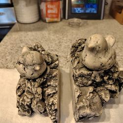 Songbird Clay Sculpture Figurine Bookends