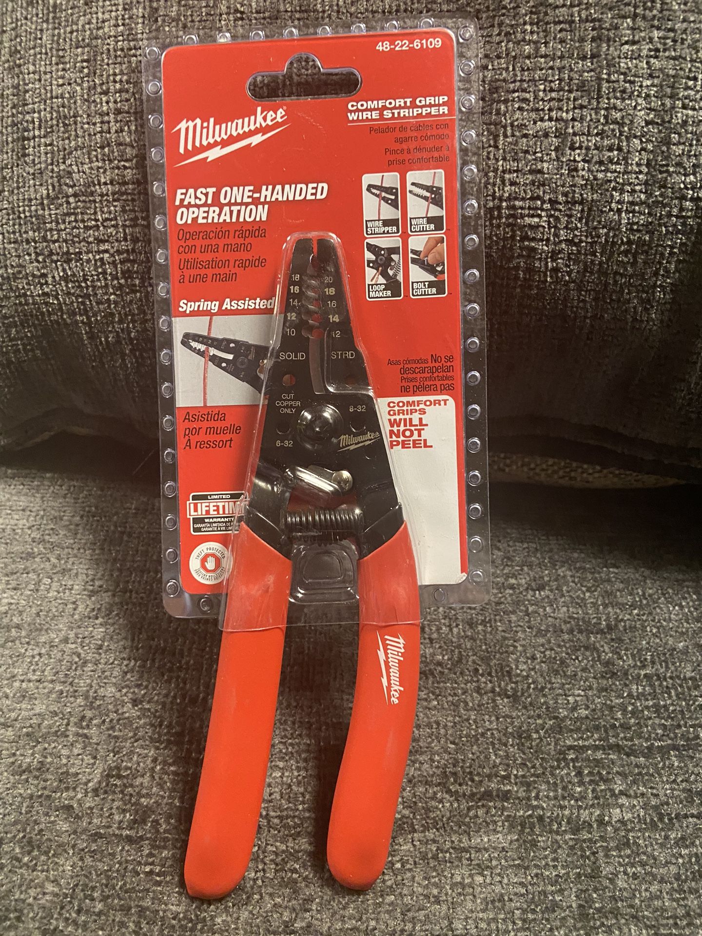 Milwaukee 8” Comfort Grip Wire Strippers