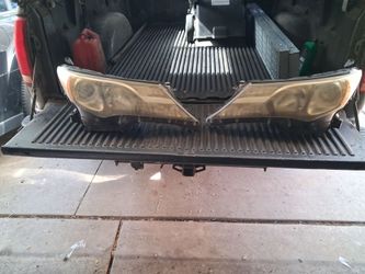 Toyota Rav4 Headlight assembly  2014