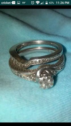 Sterling Silver wedding set with diamond chips size 7