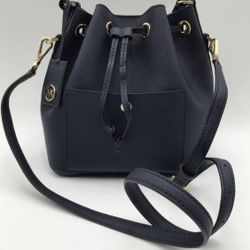 Michael Kors Bucket Bag 