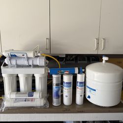 Used 6 Stage Reverse Osmosis Housing & Tank W/ All New Filters & Lines