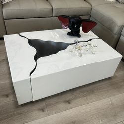 Mesa de centro moderna 