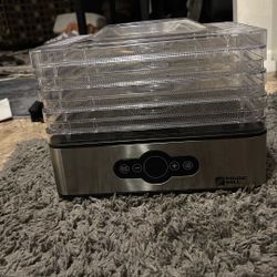 Dehydrator 