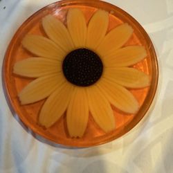 Wondermold Antique Lucite Sunflower Hotplate Trivet 1967