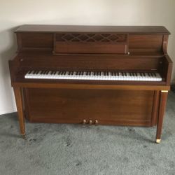 Kawai Upright Piano – Solid Japanese-Made Console