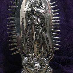 Virgencita de Guadalupe con base para pararse 15 1/2