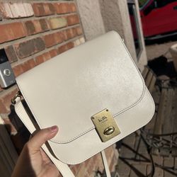 Authentic Coach Turnlock Leather Crossbody 