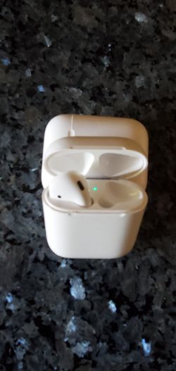 Airpod Cases + 1 Airpod