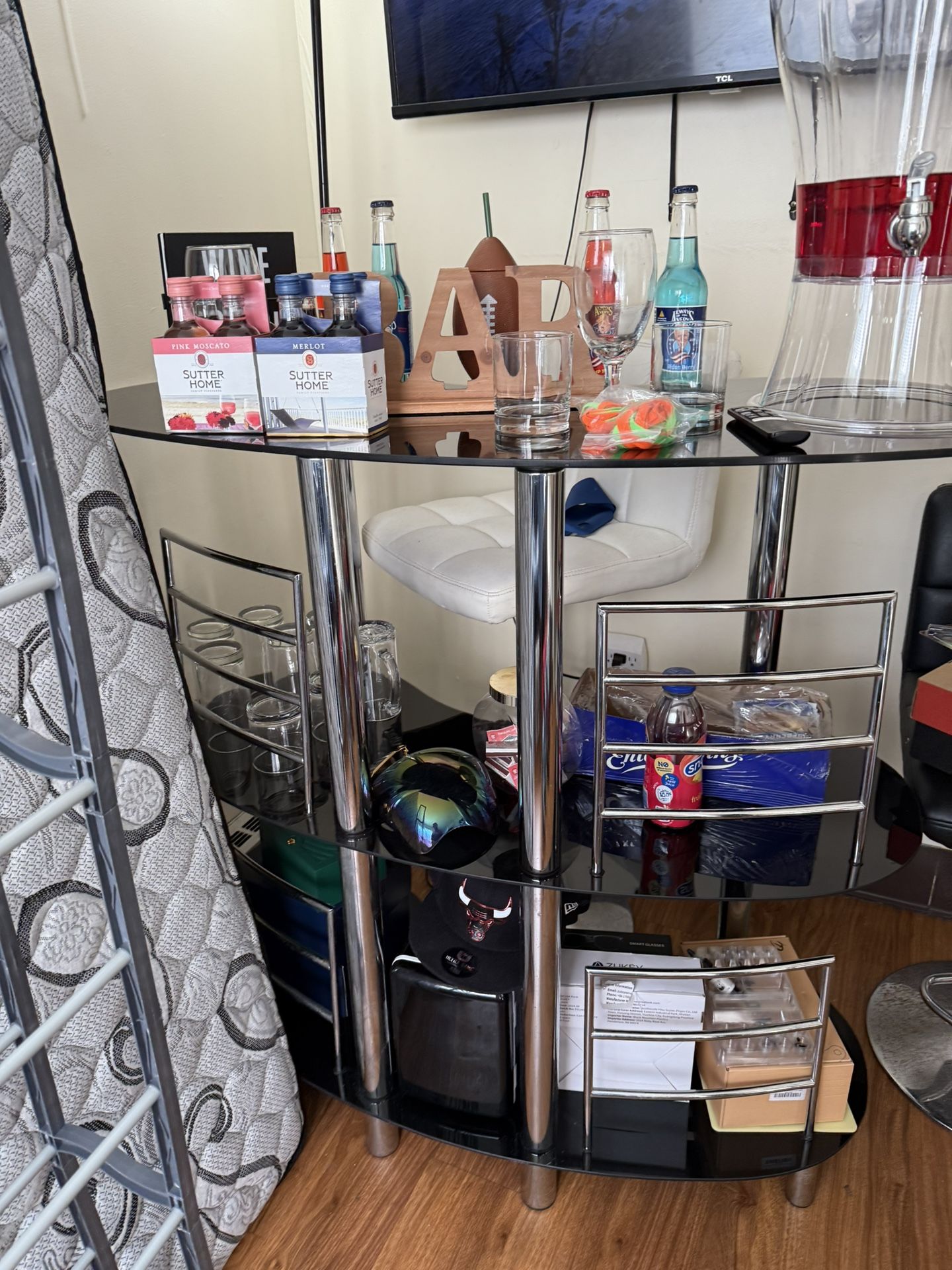Bar With Stool