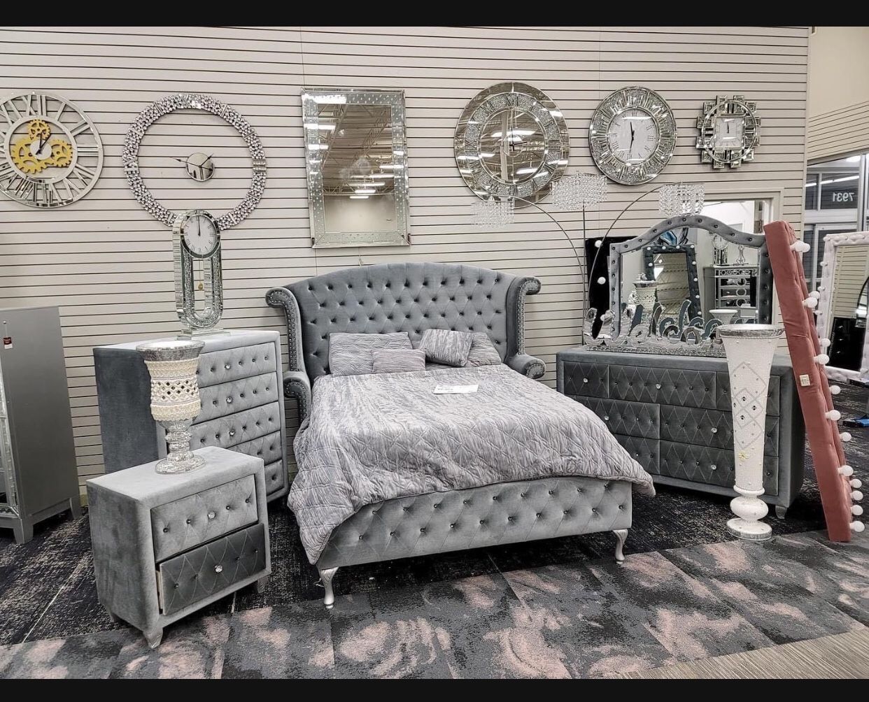 4 Piece King Size Bed , Dresser, Mirror, Night Stand✅ Gray Velvet Tufted Bedroom Set ✅ Fast Delivery 🚚