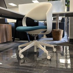 Modern Office Chair