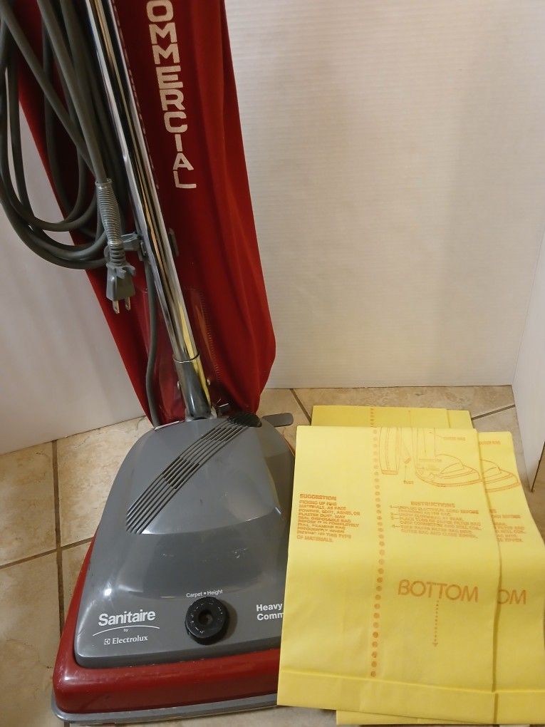 Sanitaire SC679 Lightweight Vacuum
