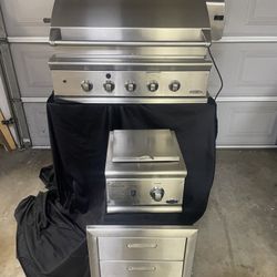 DCS 36” Grill / BBQ Built In W/ Burner And Accessories 