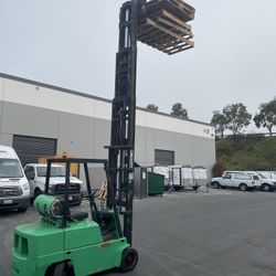 Forklift