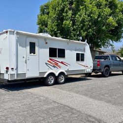 For Sale: 2004 Fun Finder RV Trailer – Great Condition