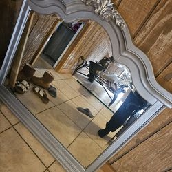 Bedroom set ( Queen )