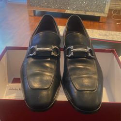 Salvatore Ferragamo Benford 8 1/2 D
