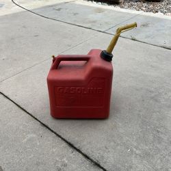 Chilton 5 1/2 Gallon Gas Container