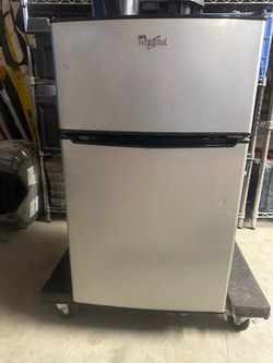 Whirlpool Mini Fridge with Top Freezer