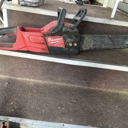 Milwaukee Chain Saw 