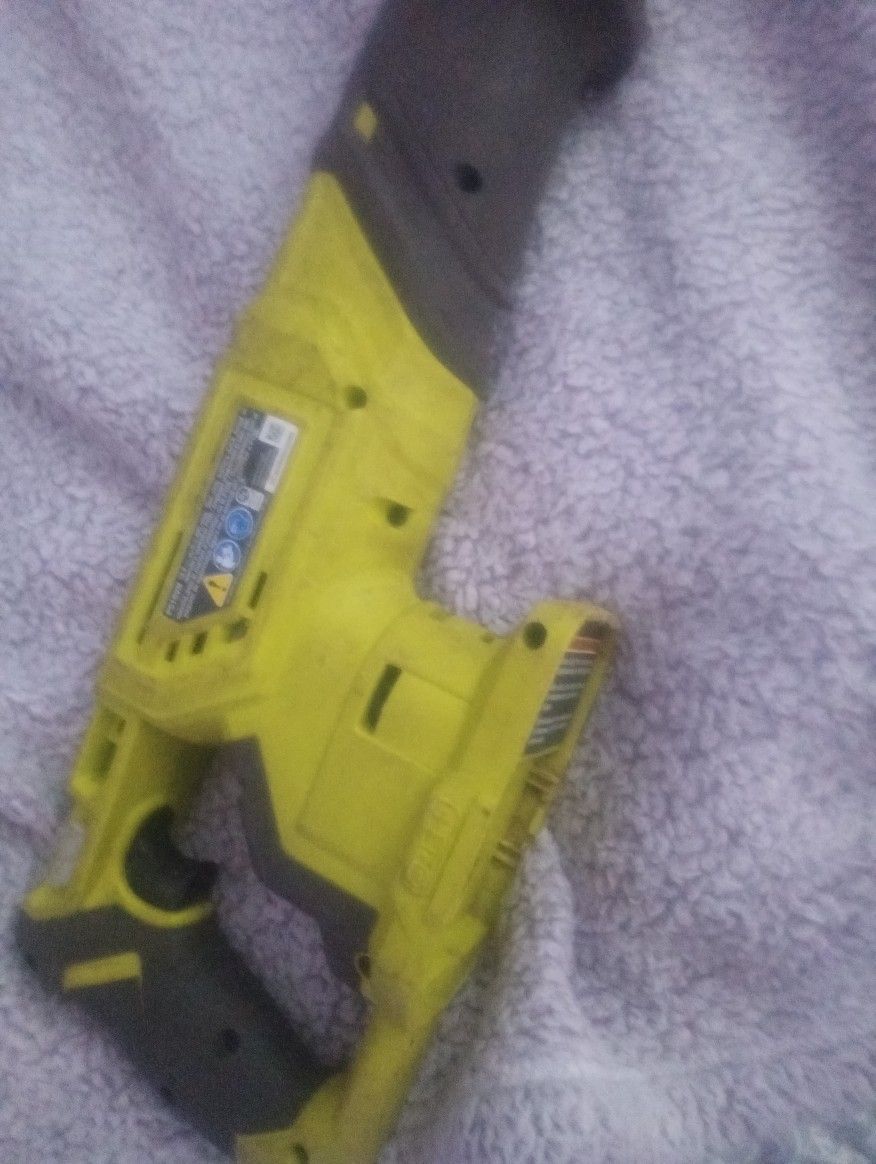 Saw Saw