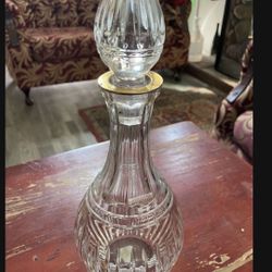 Only $185 Selling my Decanter & Stopper in the Hanover Gold pattern by Waterford