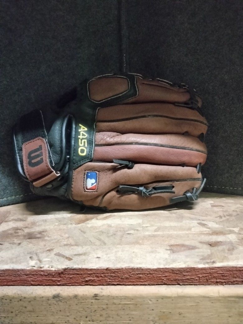 Childs Baseball Mitt