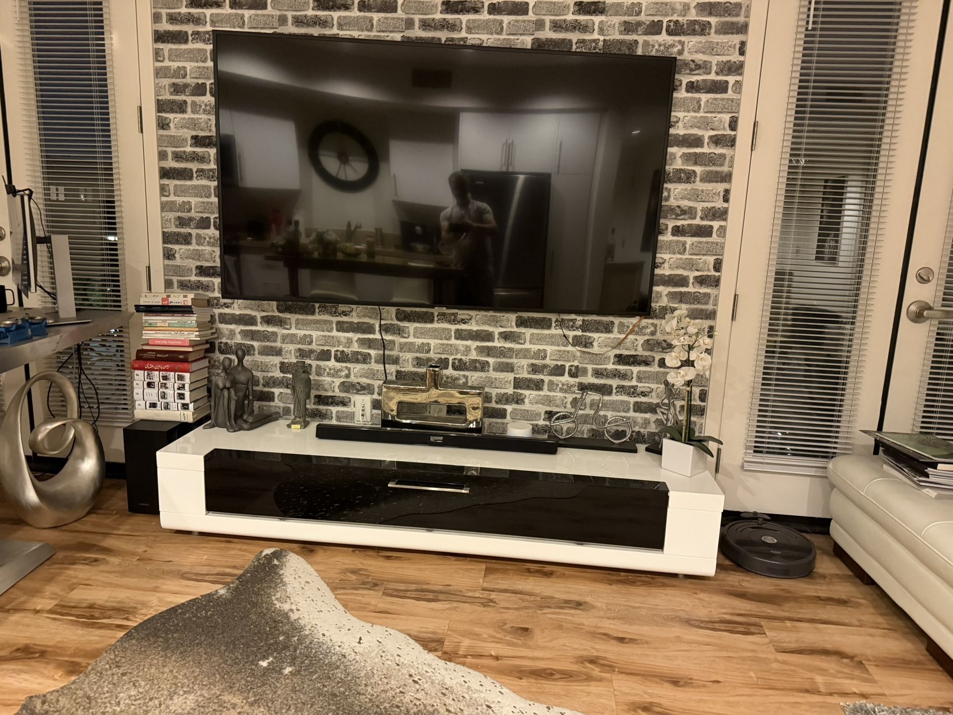 75 Inch Samsung Smart TV