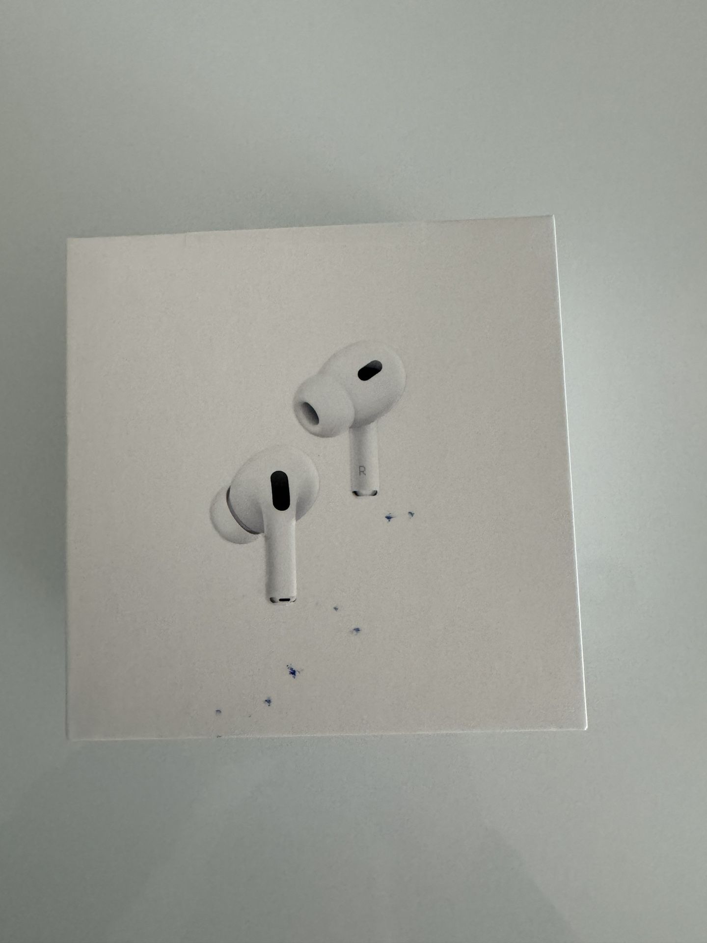 AirPods Pro 2 - Supports Wireless Charging