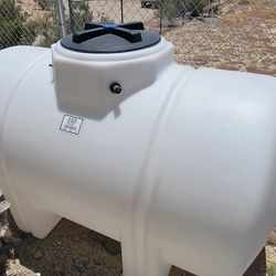 Water Tank 325 Gallons