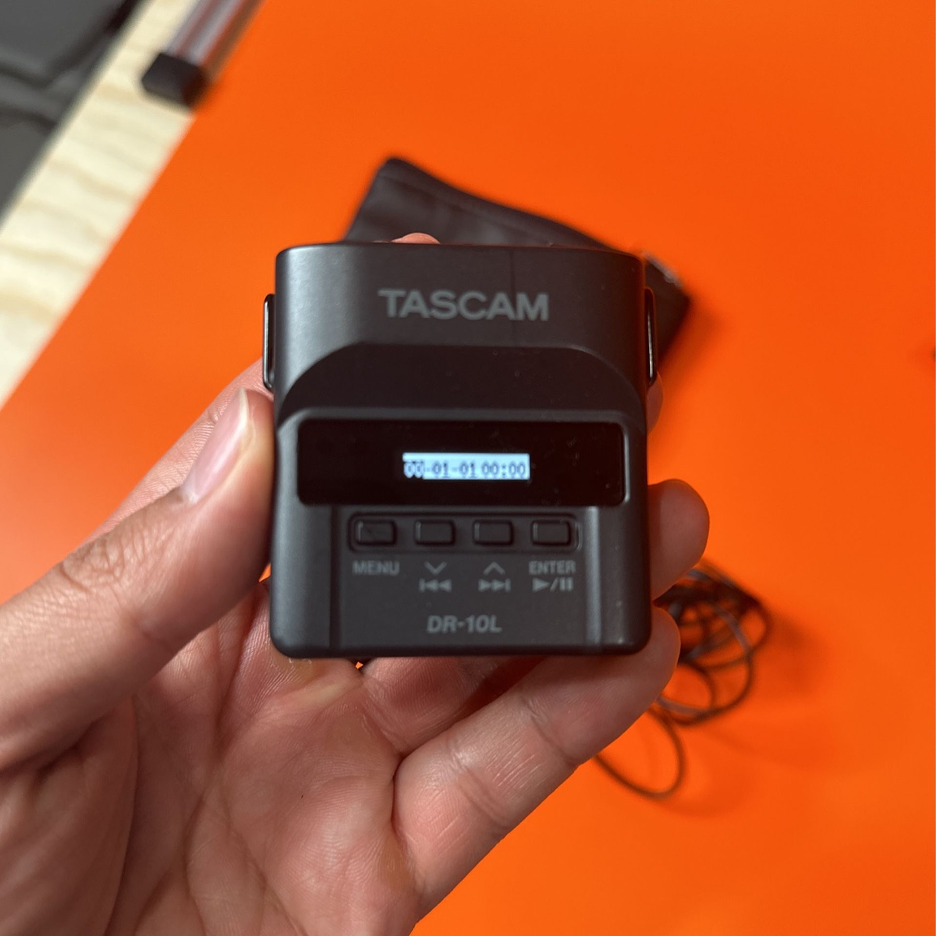 TASCAM DR-10L Micro Portable Audio Recorder with Lavalier Microphone (Black)