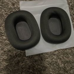 Mesh Ear Cushions for Apple AirPods Max - Upgraded Ear Cup Covers for Airpods Max Headphones - Original Silicone Design Strong Magnet (Space Gray)