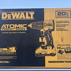 DeWalt 20V Max Atomic 1/2 in.  Brushless Cordless Hammer Drill Kit