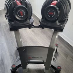 Bow*Flex*Select*tech*adjustable*5*5*2*Dum*bells*