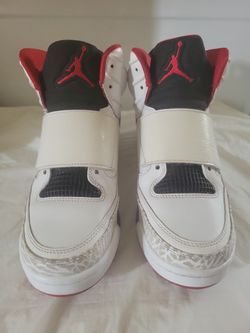 AIR JORDAN SON OF MARS 'FIRE RED' GS SIZE 7Y