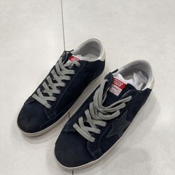 Golden Goose Superstar low top sneaker
