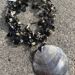Shell Necklace 