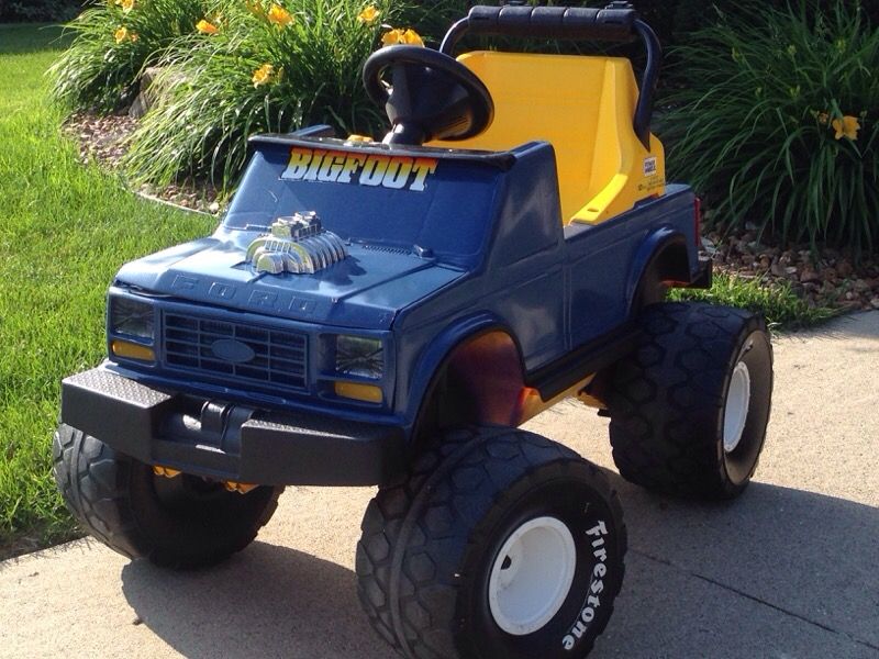 Bigfoot custom monster truck power wheels $175